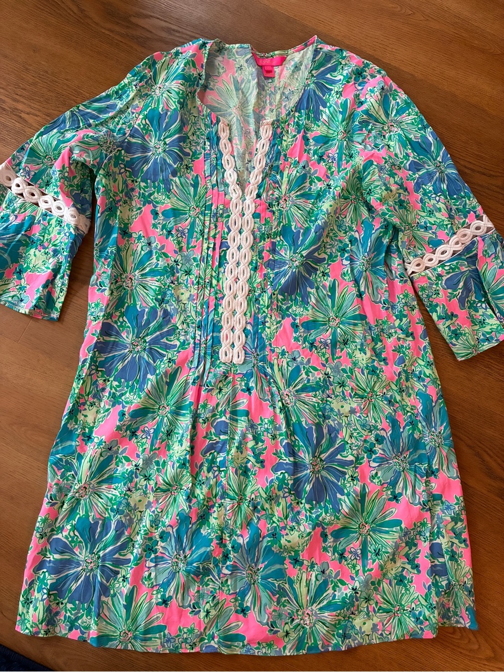 Lilly Pulitzer Hollie 3/4 Sleeve Tunic Dress
Soleil Pink “Good Hare Day”